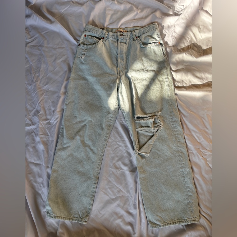 Levi’s Light Blue Jeans
